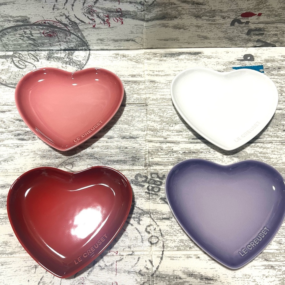 Le Creuset Heart-Shaped Plates Set of 4